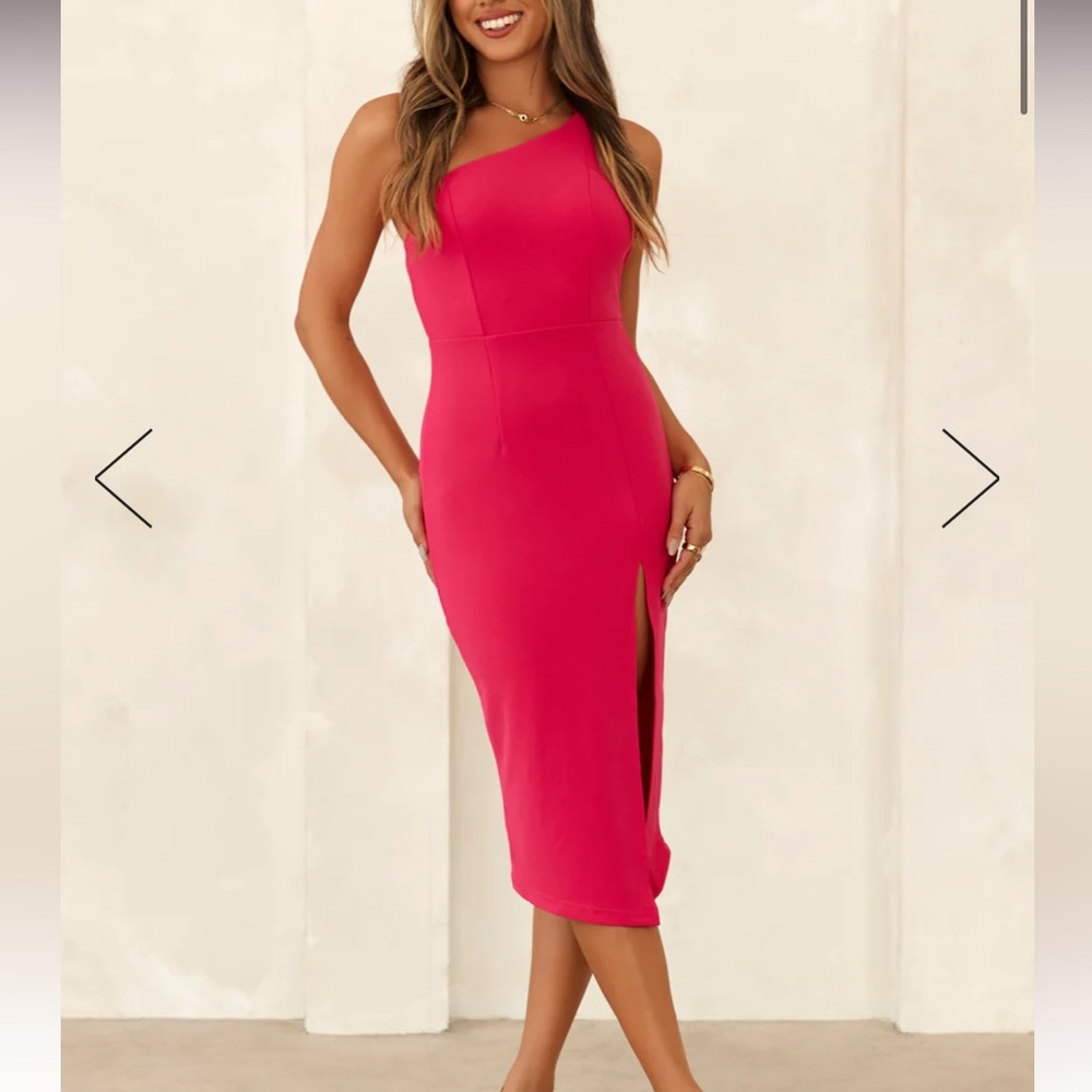 HELLO MOLLY EMBARK WITH YOU MIDI DRESS HOT PINK
